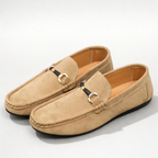 Herren Wildleder Loafer mit Metallschnalle — Beige