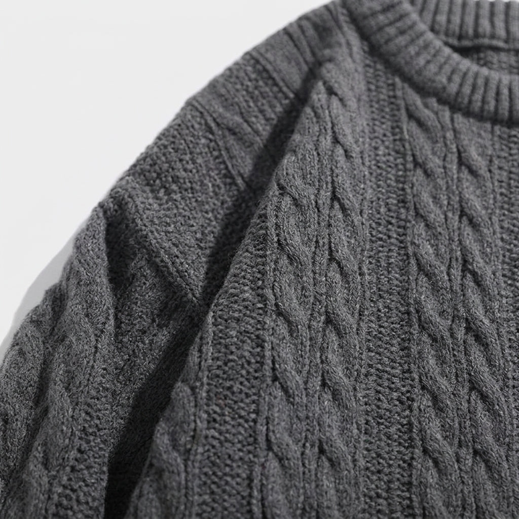 Herren Strickpullover mit Zopfmuster – Regular Fit — Dunkelgrau