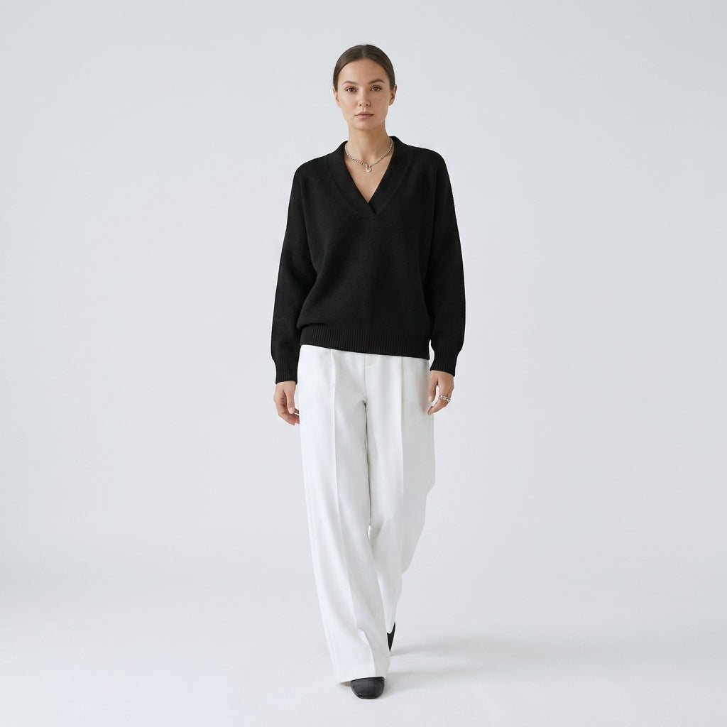 Damen Strickpullover mit V-Ausschnitt – Relaxed Fit — Schwarz
