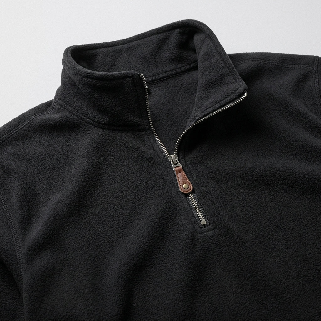 Herren Feinstrickpullover mit Stehkragen und Zip – Regular Fit — Schwarz