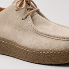 Herren Mokassinschuhe aus Suede mit Kreppsohle — Beige