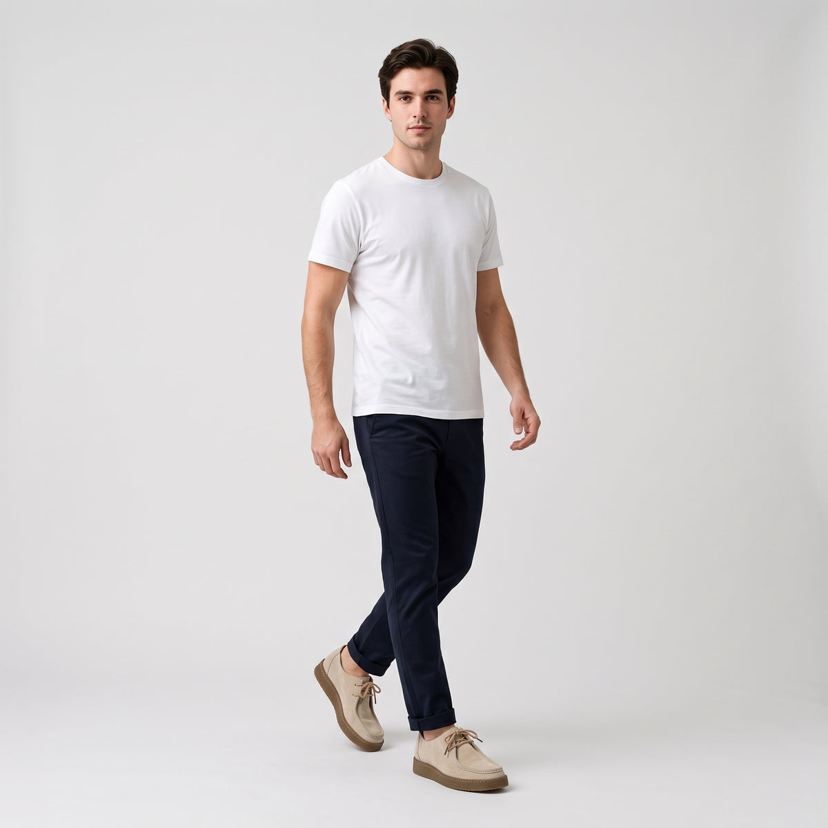Herren Mokassinschuhe aus Suede mit Kreppsohle — Beige