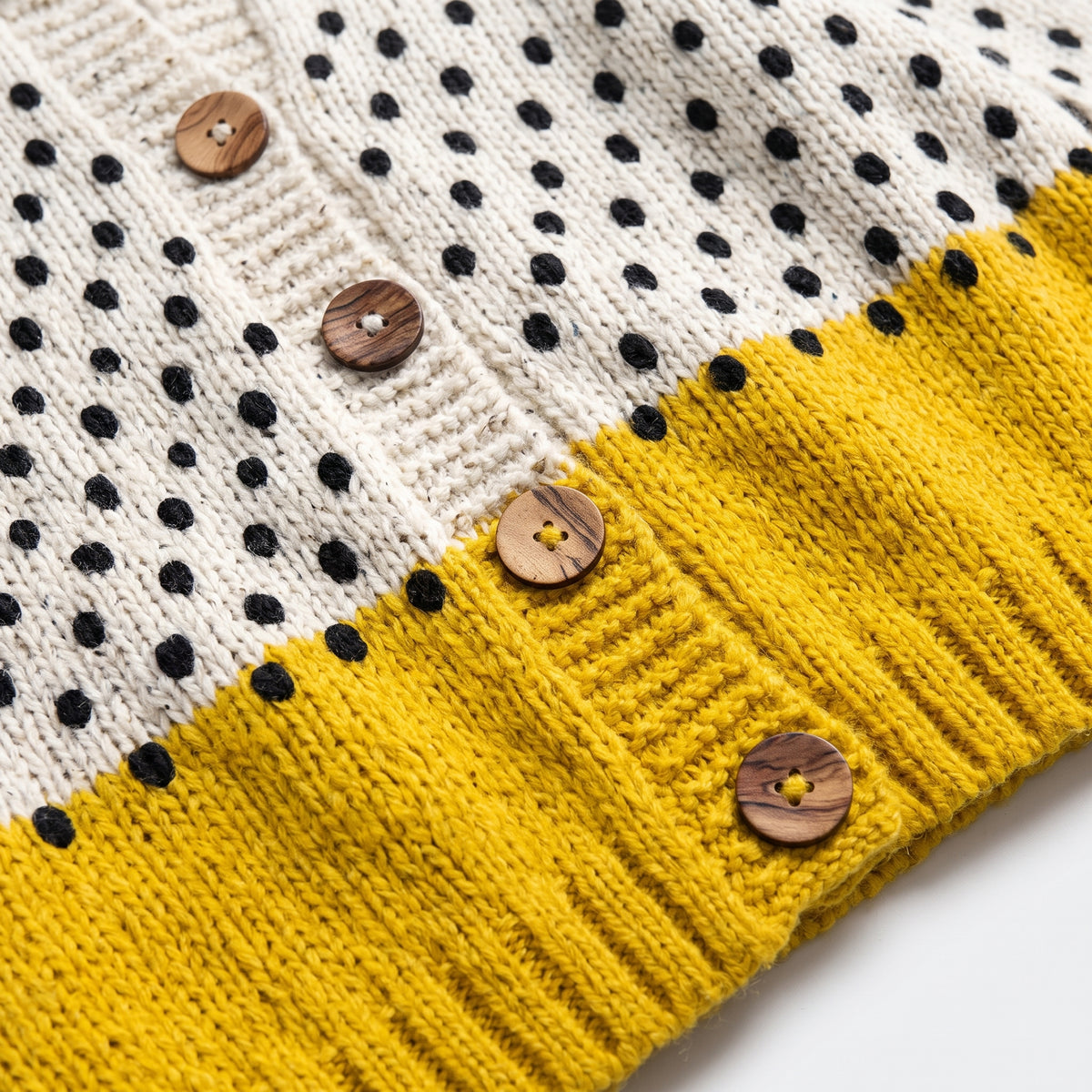 Damen Strickjacke Oversized mit Polka-Dot-Muster