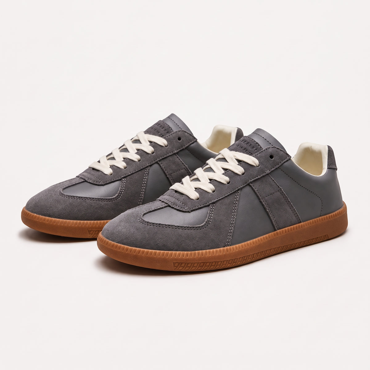 Herren Retro Sneaker in Wildleder-Optik – Low Top — Grau