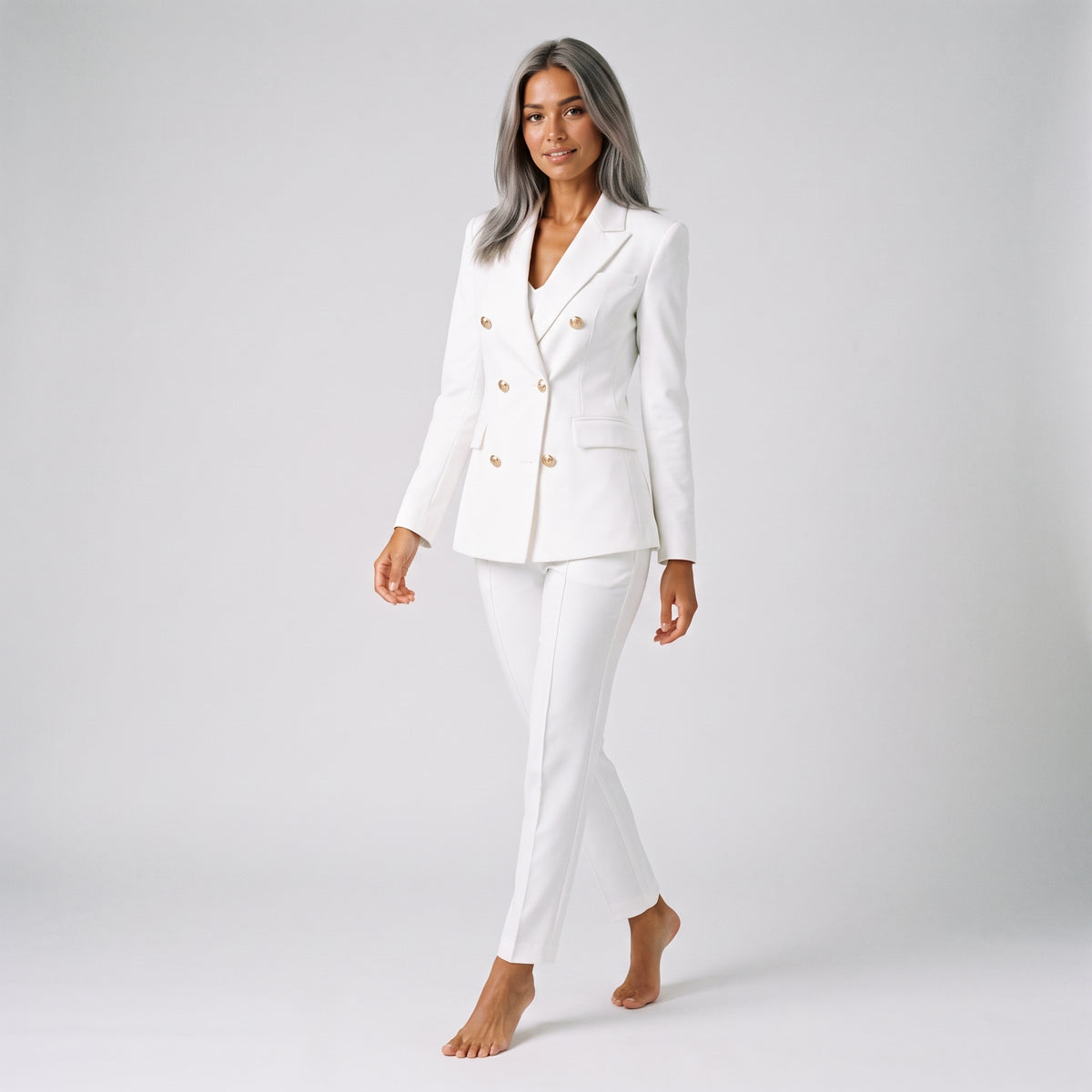 Damen Business Hosenanzug mit zweireihigem Blazer – Slim Fit — Weiß