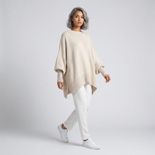 Damen Asymmetrischer Oversize Strickpullover – Relaxed Fit — Beige