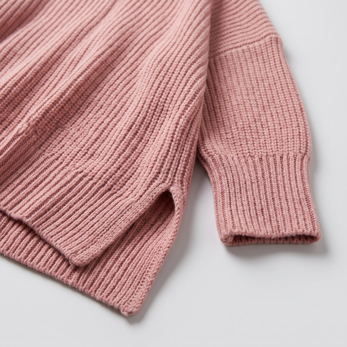 Damen Asymmetrischer Oversize Strickpullover – Relaxed Fit — Pink