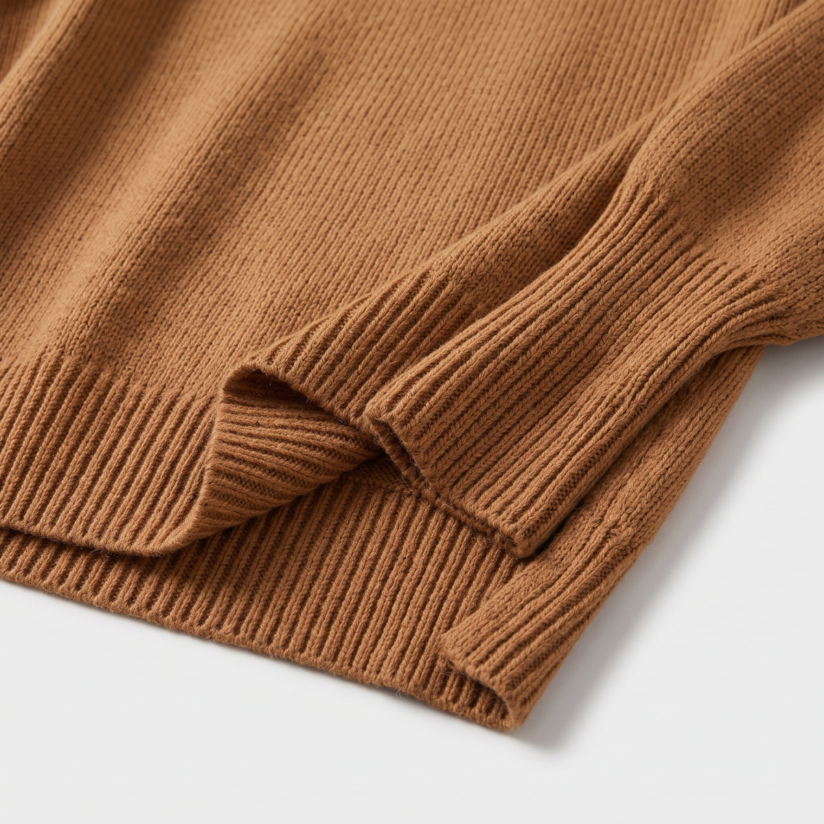 Damen Asymmetrischer Oversize Strickpullover – Relaxed Fit — Braun