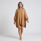 Damen Asymmetrischer Oversize Strickpullover – Relaxed Fit — Braun