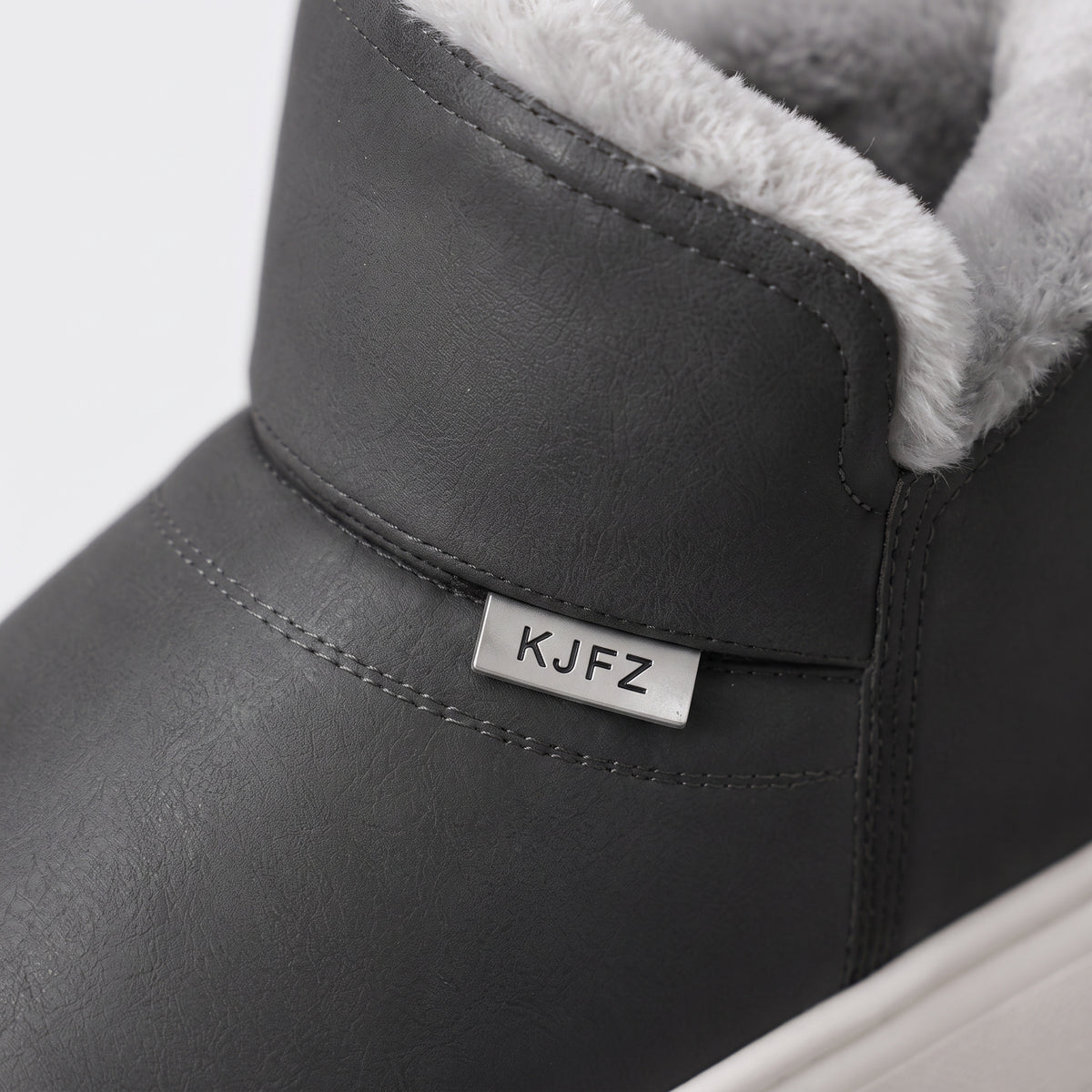 Damen Gefütterte Winterboots mit Plüschfutter – Regular Fit — Grau