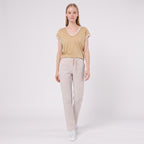 Damen Seersucker Schlupfhose mit Kordelzug – Regular Fit — Streifen/beige/Gemustert