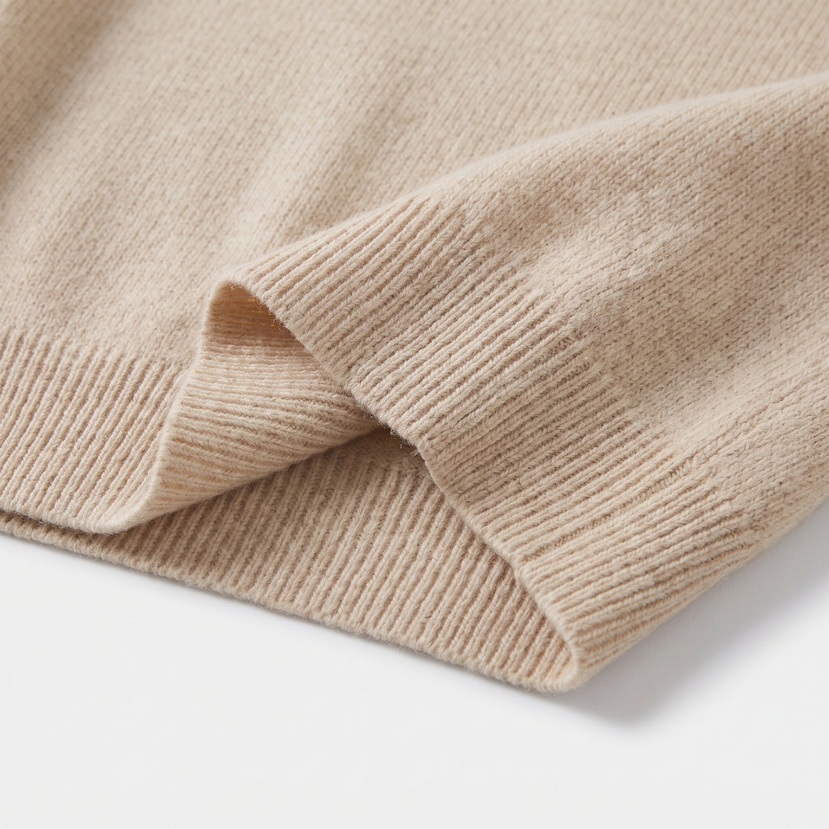 Damen Wollstrickpullover mit V-Ausschnitt – Regular Fit — Khaki