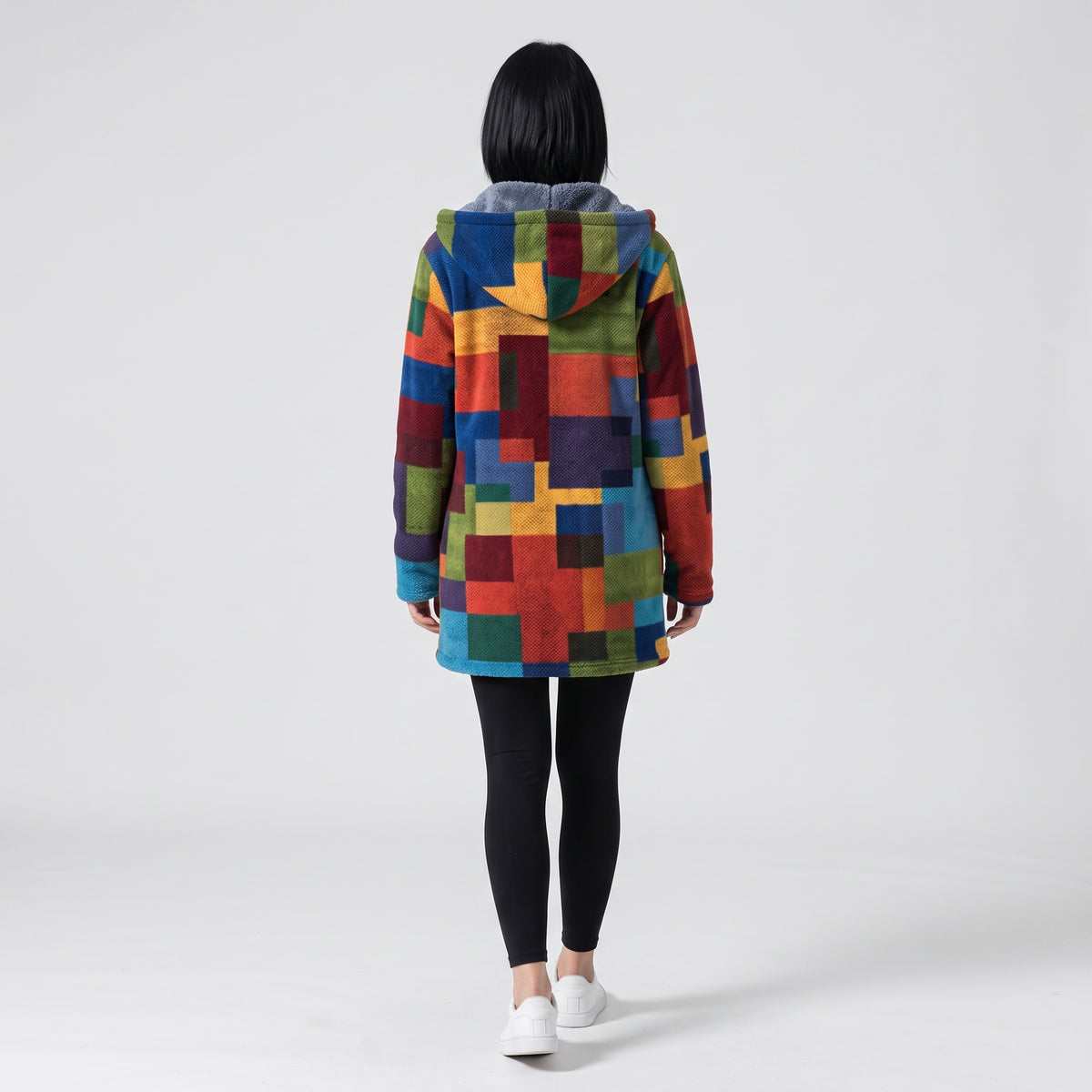 Damen Fleecejacke mit Kapuze im Colorblock-Look – Relaxed Fit