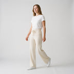 Damen Merino-Strickhose mit weitem Bein – Relaxed Fit — Off-White
