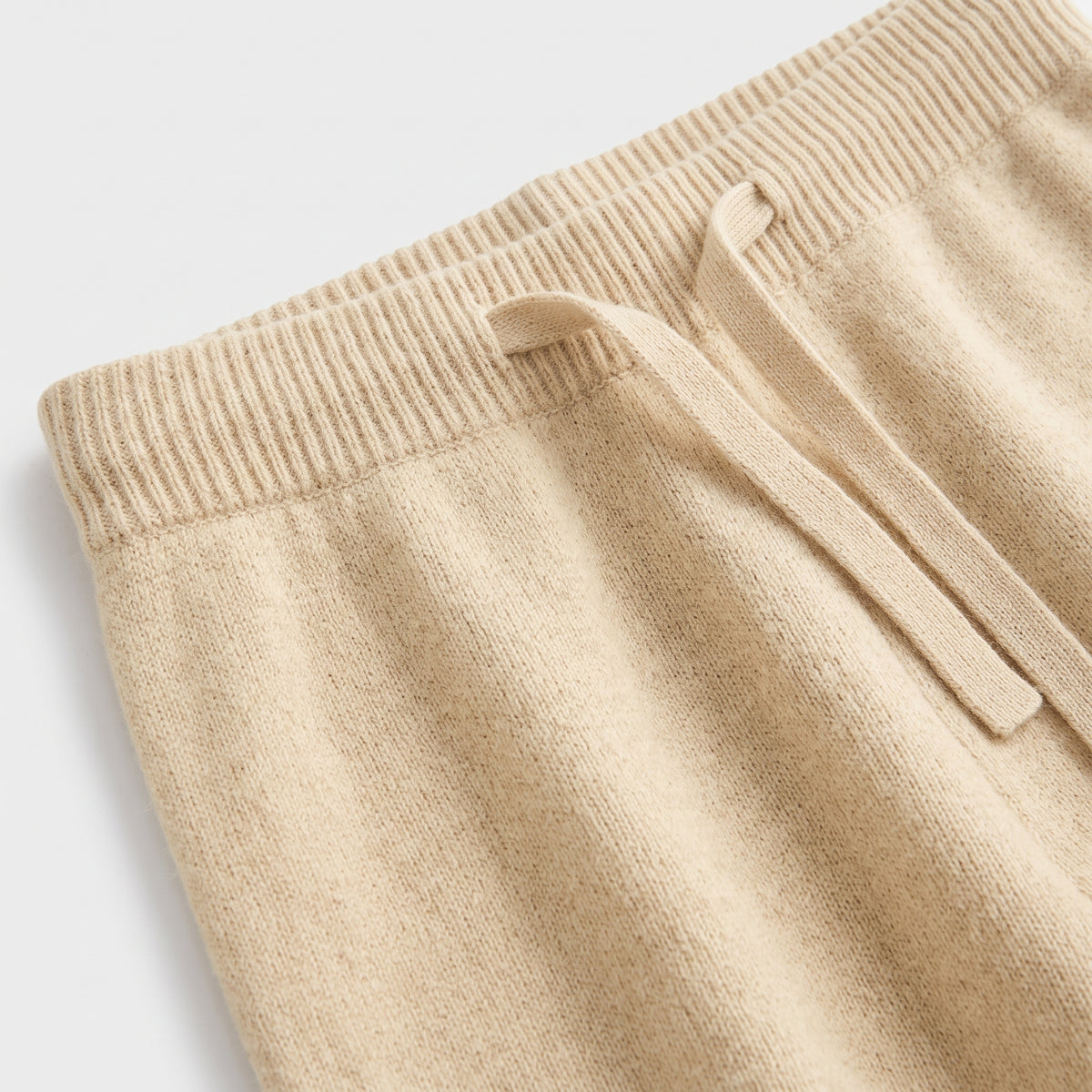 Damen Merino-Strickhose mit weitem Bein – Relaxed Fit — Beige