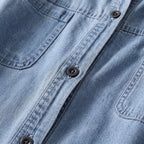 Damen Oversize Jeansbluse aus Baumwoll-Denim – Relaxed Fit — Hellblau