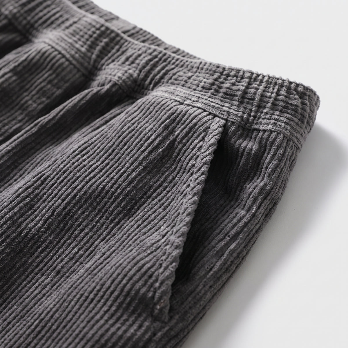 Herren Baumwoll-Cordhose mit elastischem Bund – Relaxed Fit — Rauchgrau