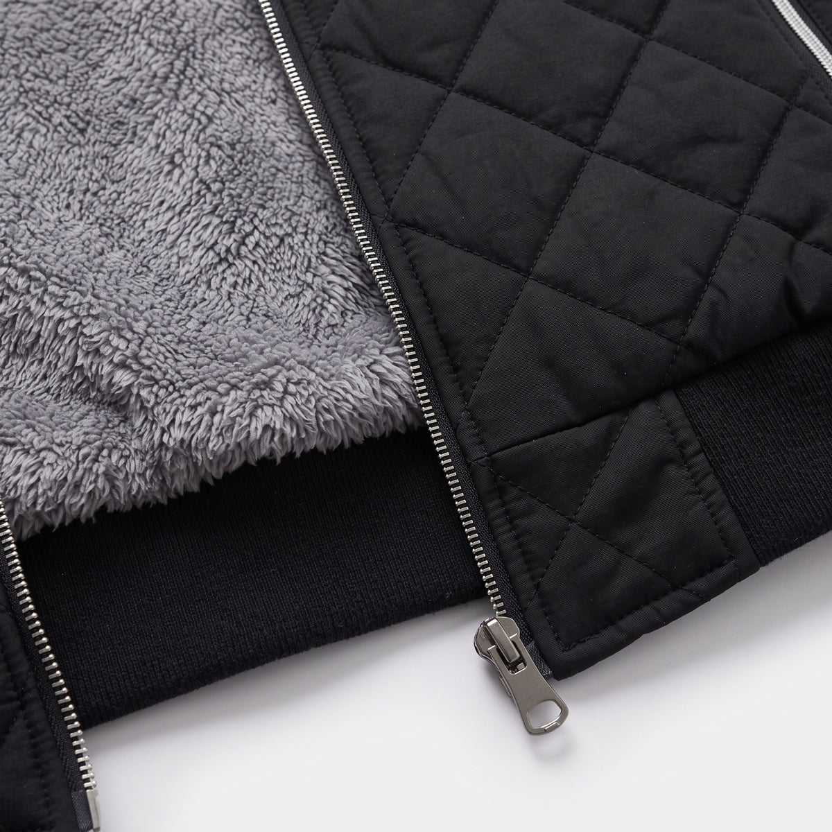 Herren Steppjacke mit Stehkragen – Regular Fit — Schwarz