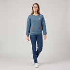 Damen Sweatshirt mit Rundhals und Kängurutasche – Relaxed Fit — Verwaschenes Blau