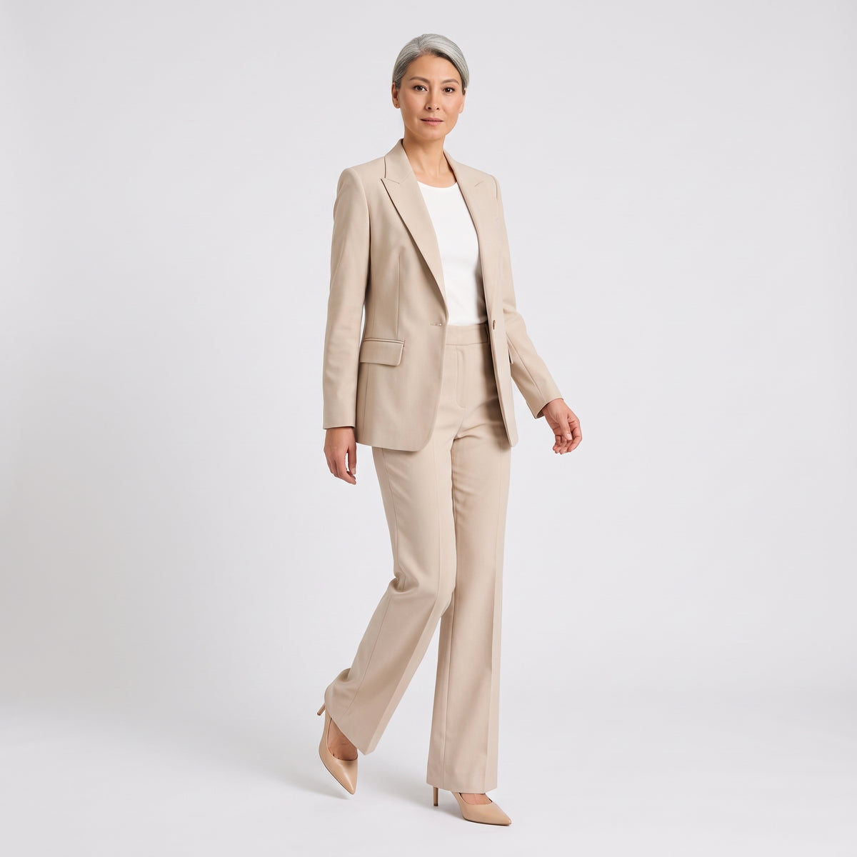 Damen Hosenanzug mit High-Waist-Hose – Slim Fit — Beige