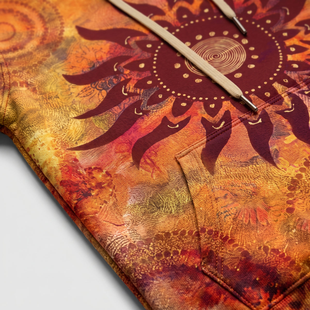 Damen Hoodie mit Sunburst-Print – Relaxed Fit
