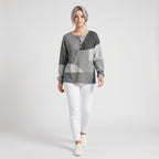 Damen Strickpullover mit Colorblock-Muster – Relaxed Fit — Grau