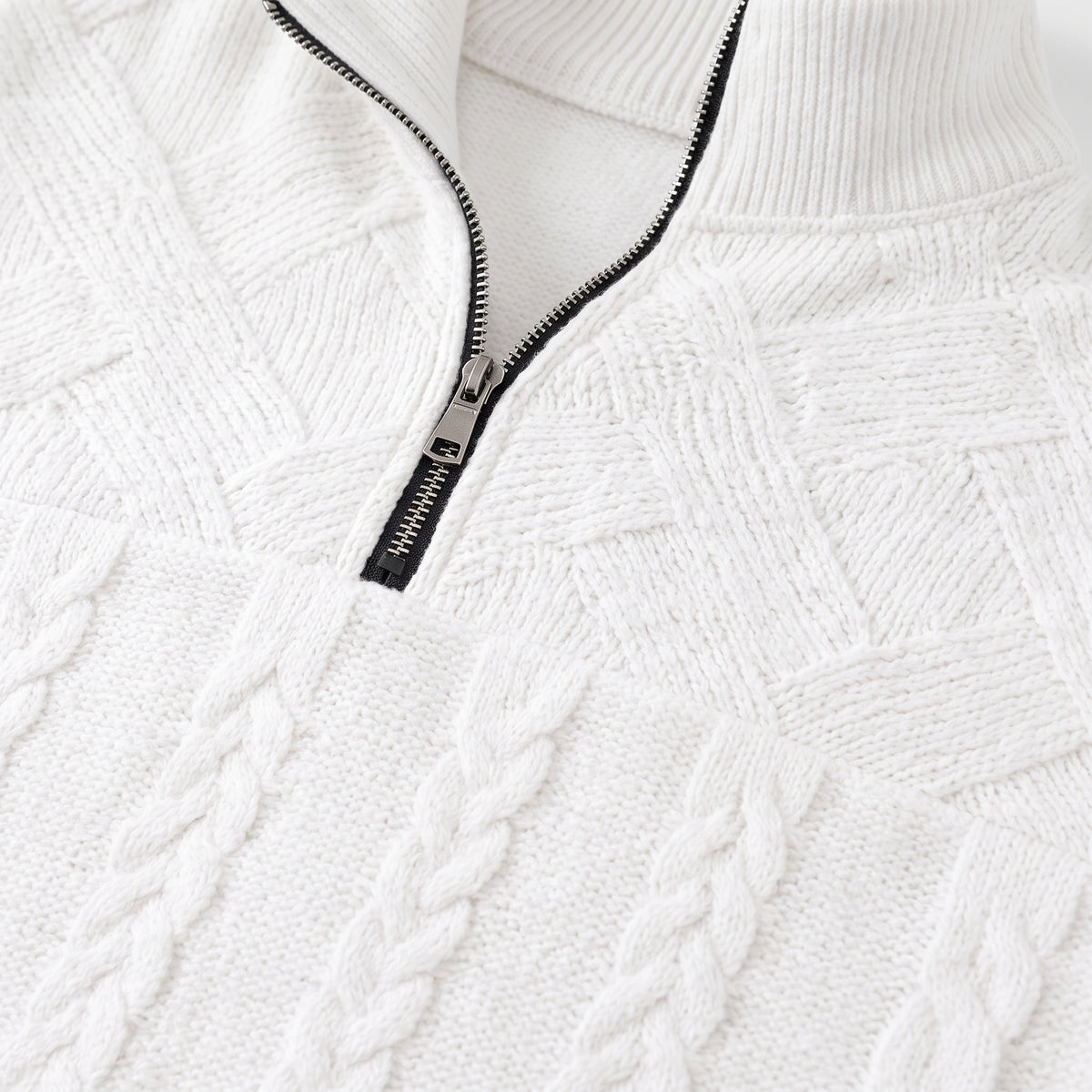 Herren Zopfstrick-Troyer mit Quarter-Zip – Regular Fit — Weiß