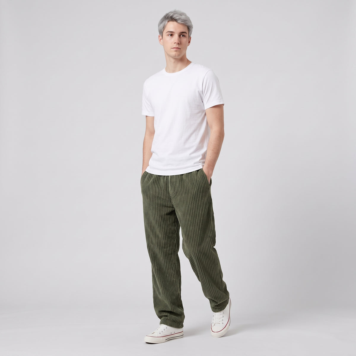 Herren Cordhose mit Kordelzug – Relaxed Fit — Grün