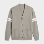 Herren Strickjacke mit V-Ausschnitt und Kontraststreifen – Relaxed Fit — Beige