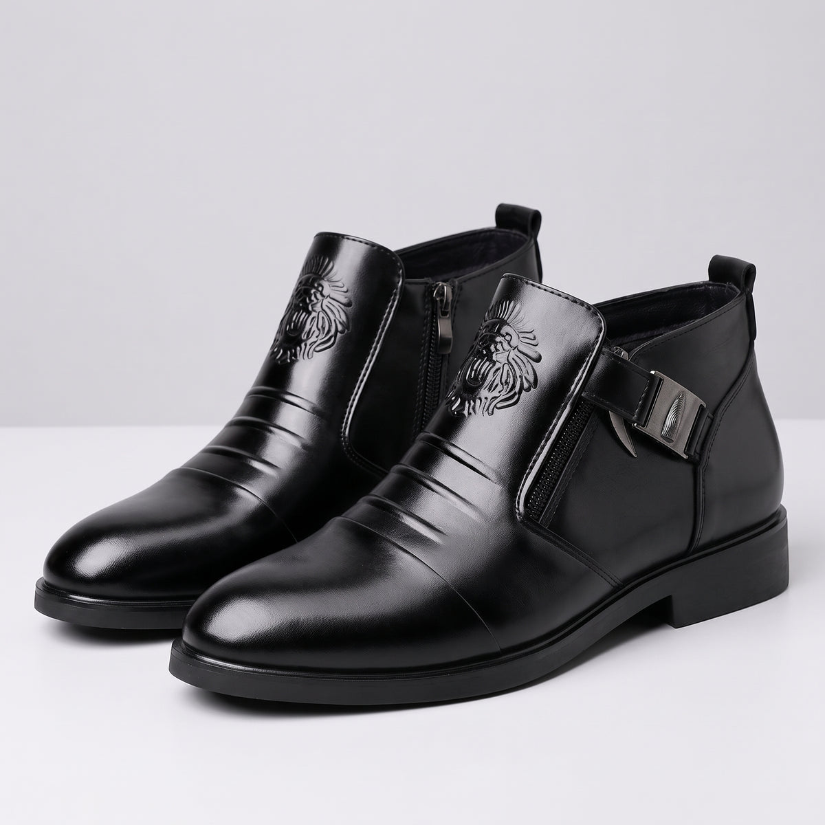 Herren Leder-Stiefelette mit Schnalle und Reißverschluss — Schwarz