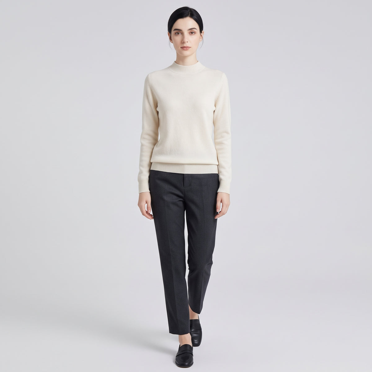 Damen Woll-Rollkragenpullover aus Feinstrick – Slim Fit — Weiß