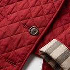 Damen Rauten-Steppjacke mit Knopfleiste – Regular Fit — Rot