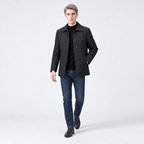 Herren Rauten-Steppjacke mit Umlegekragen – Regular Fit — Schwarz