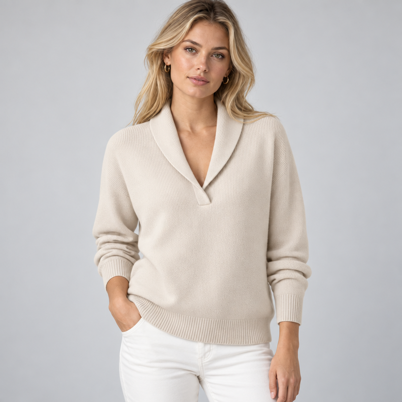 Damen Strickpullover mit Schalkragen und V-Ausschnitt – Relaxed Fit — Creme