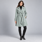 Damen Lang-Trenchcoat mit Bindegürtel – Relaxed Fit — Puderblau