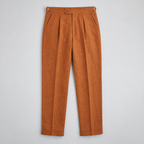 Herren Leinenhose mit Bundfalten – Relaxed Fit — Kaffee