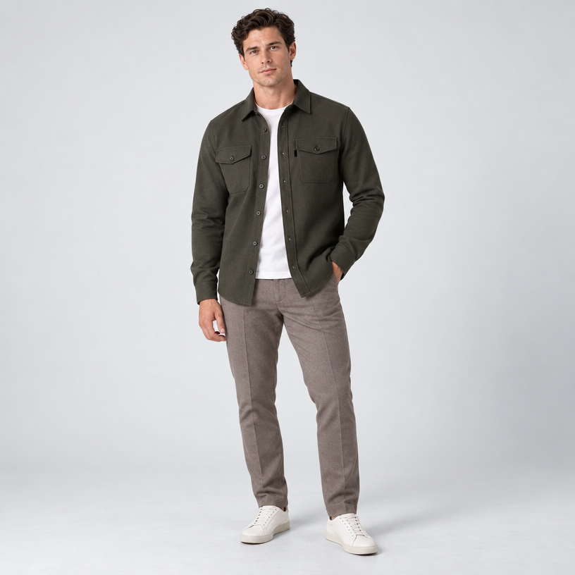 Herren Overshirt mit Knopfleiste und Brusttaschen – Slim Fit — Armeegrün