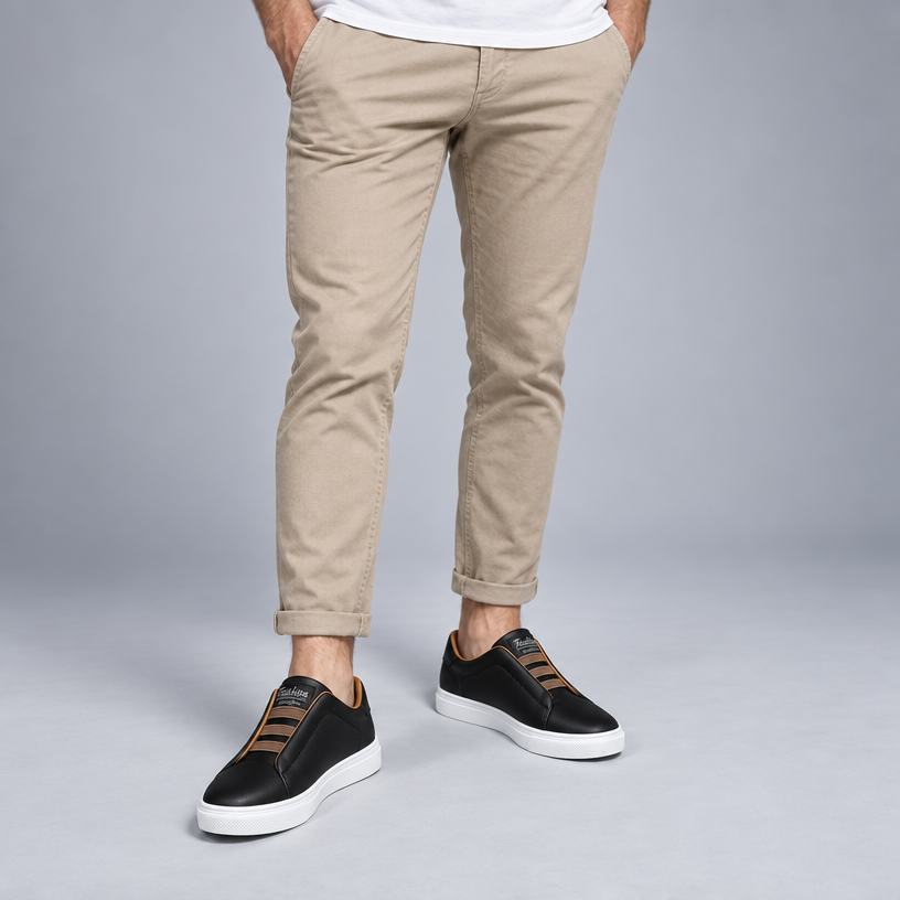 Herren Low-Top Leder-Sneaker mit Schnürung — Schwarz